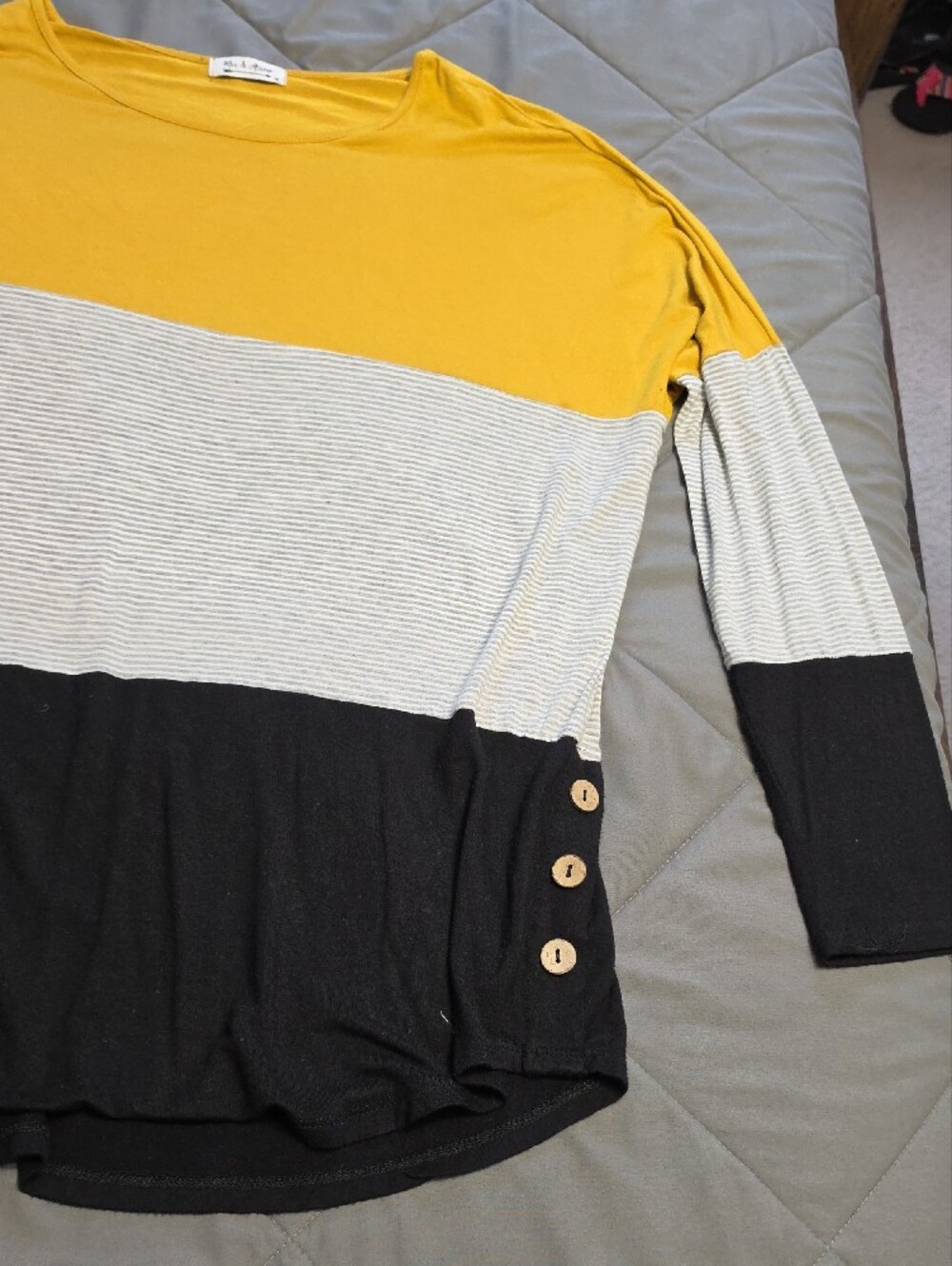 Colorblock Button-Accent Long Sleeve Top - Yellow, White & Black - Picture 3 of 6